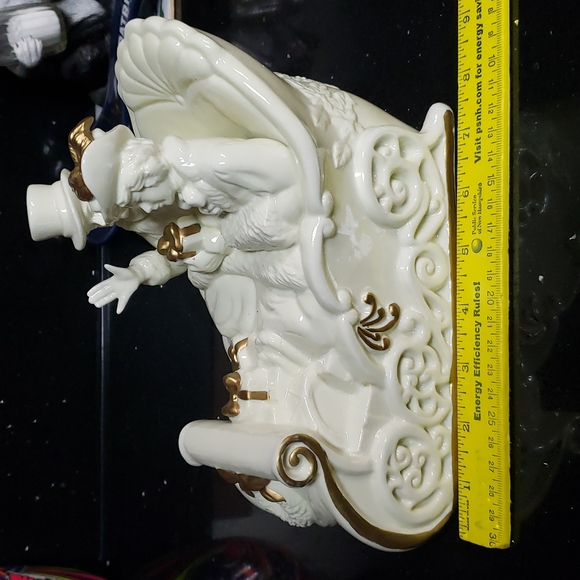 Other - Vintage Porcelain Sleigh Ride Figurine